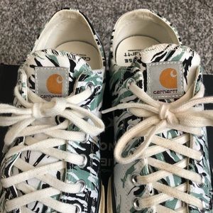 Converse x Carhartt low top chuck Taylor’s rare